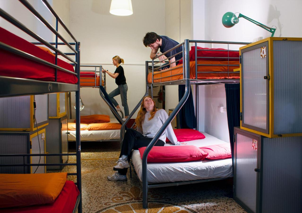 Ostellin Genova Hostel מראה חיצוני תמונה